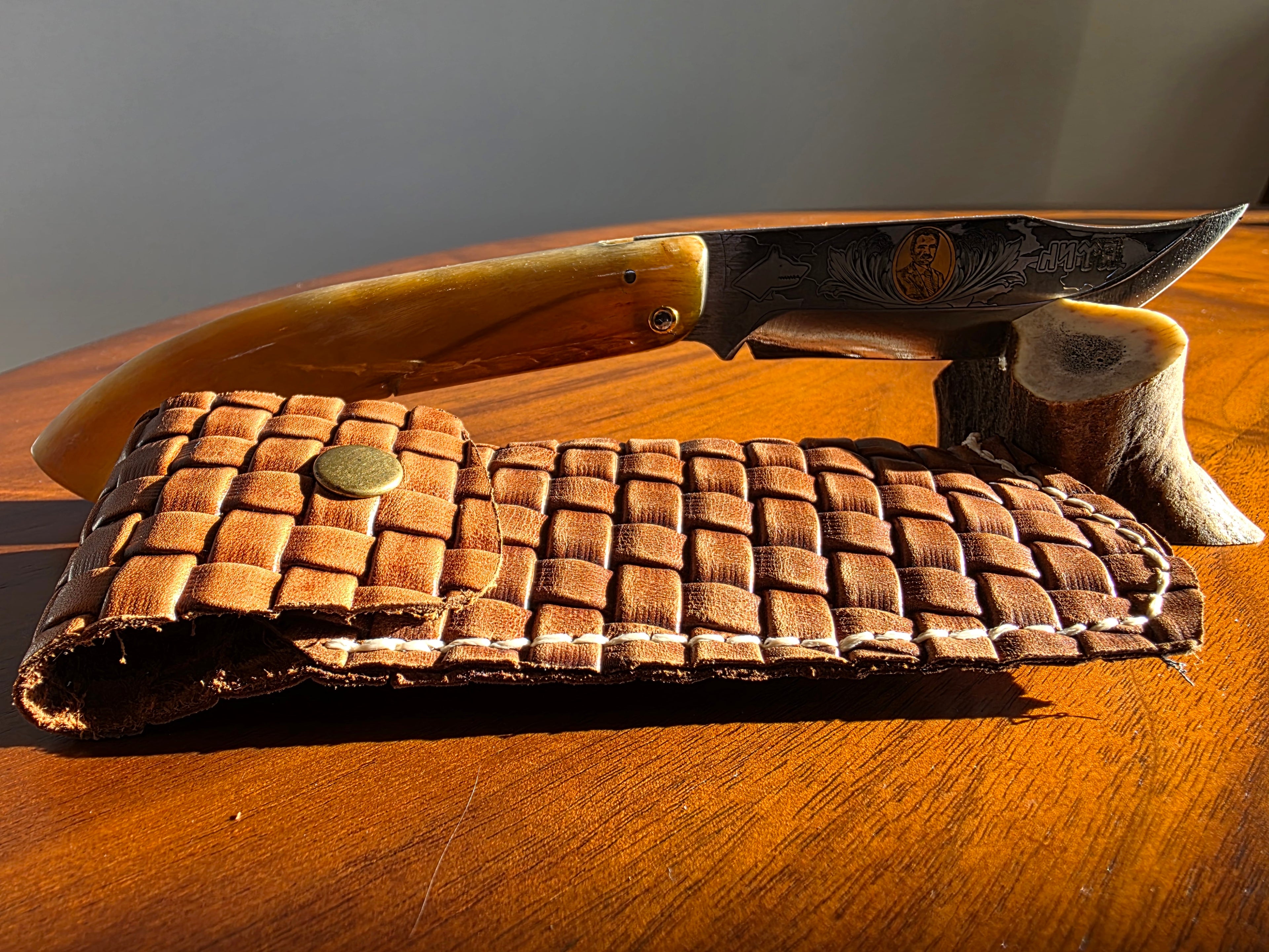 Taschenmesser SIVAS Slipjoint Muhsin Yazicioglu Gravur Gold verziert auf beiden Seiten inkl. Lederetui