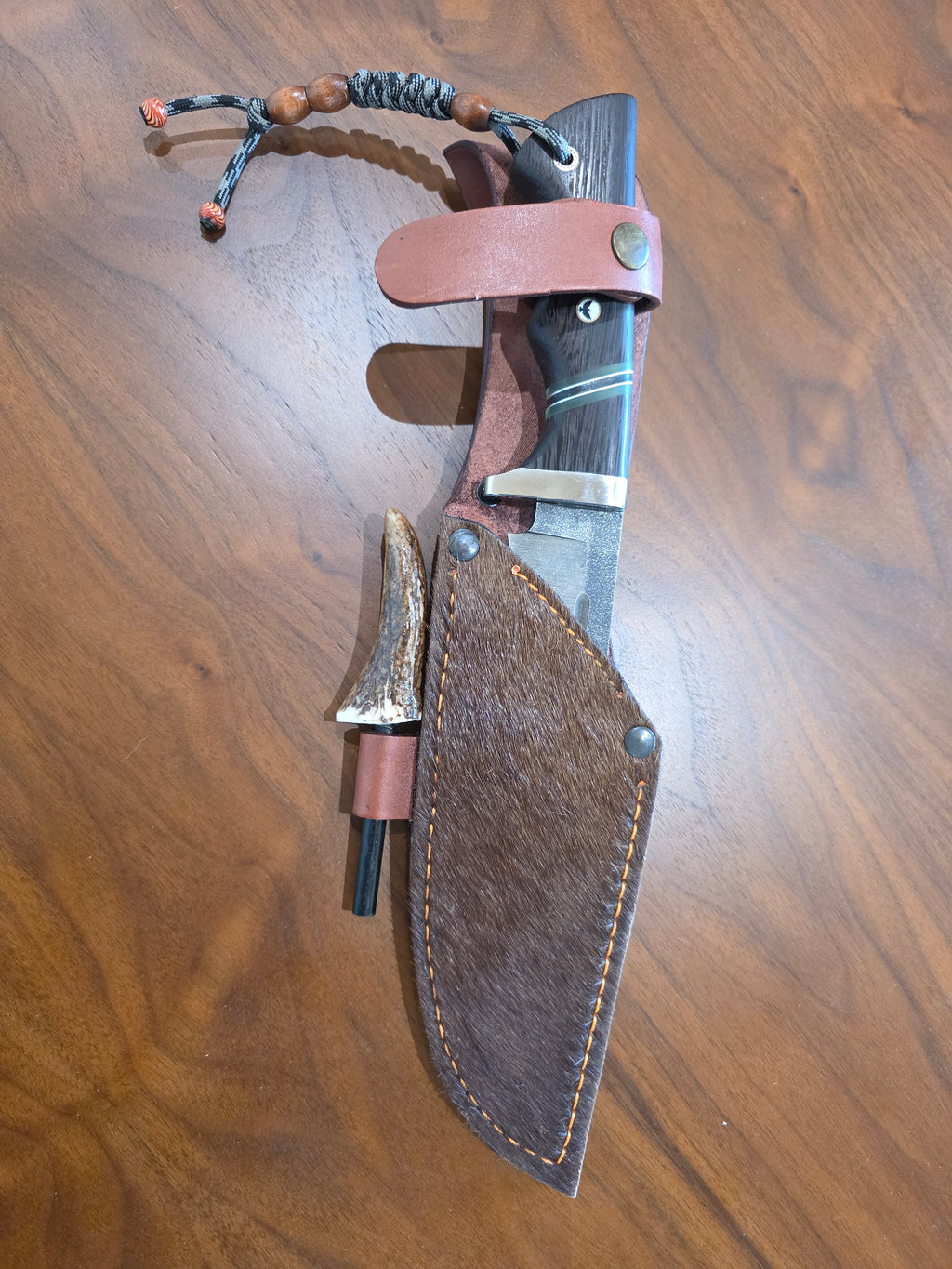Buschkraft Messer ,Sleipner Stahl, Pakkaholz mit G10 einlagen inkl. Lederetui.