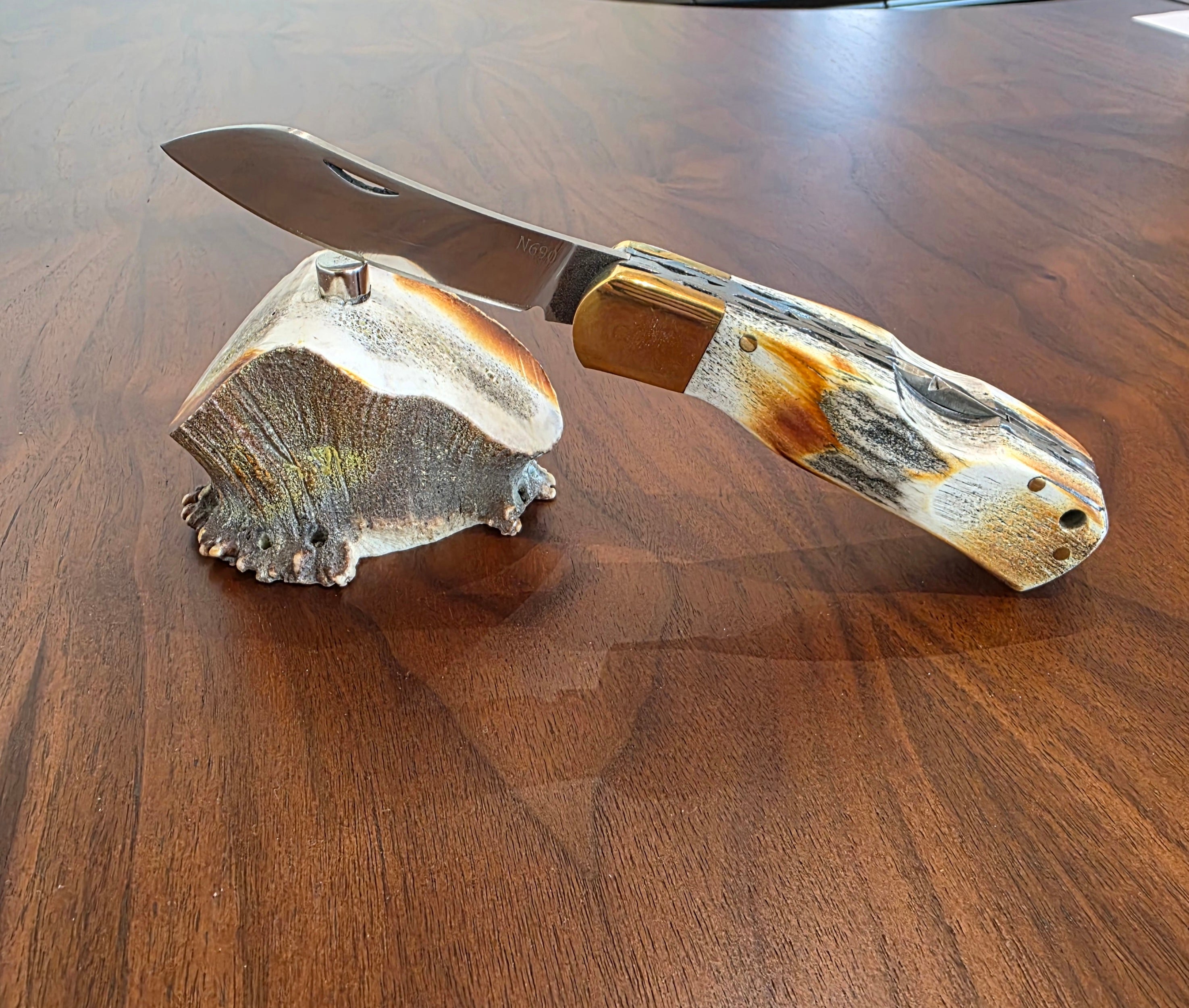 Taschenmesser N690 Stahl, Hirschhorngriff Handmade