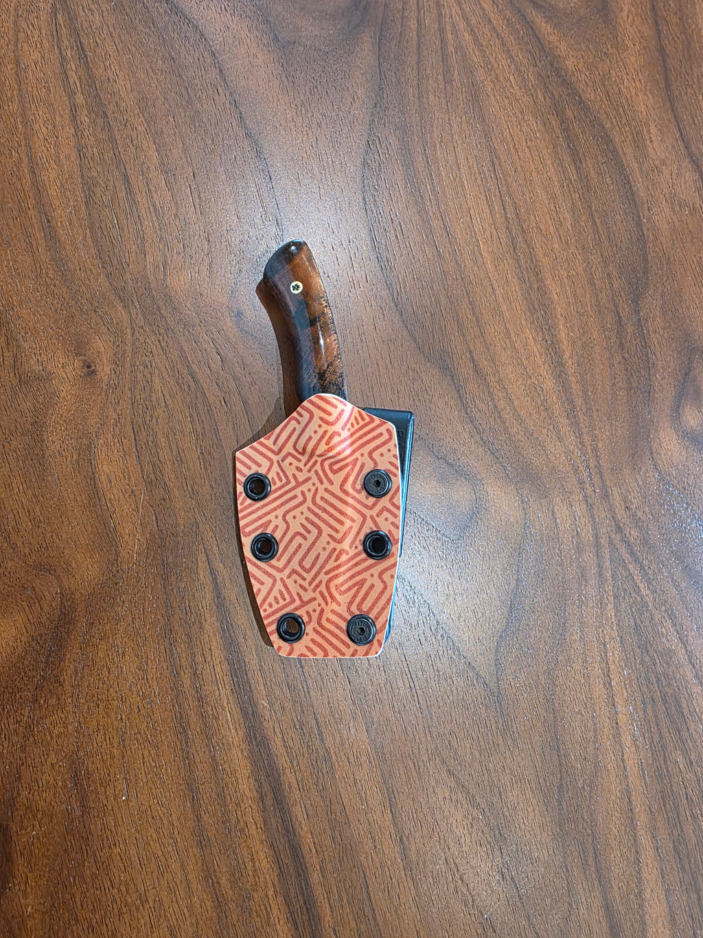 Messer, N690 Stahl stabilisieretem Walnuss inkl. Kydex