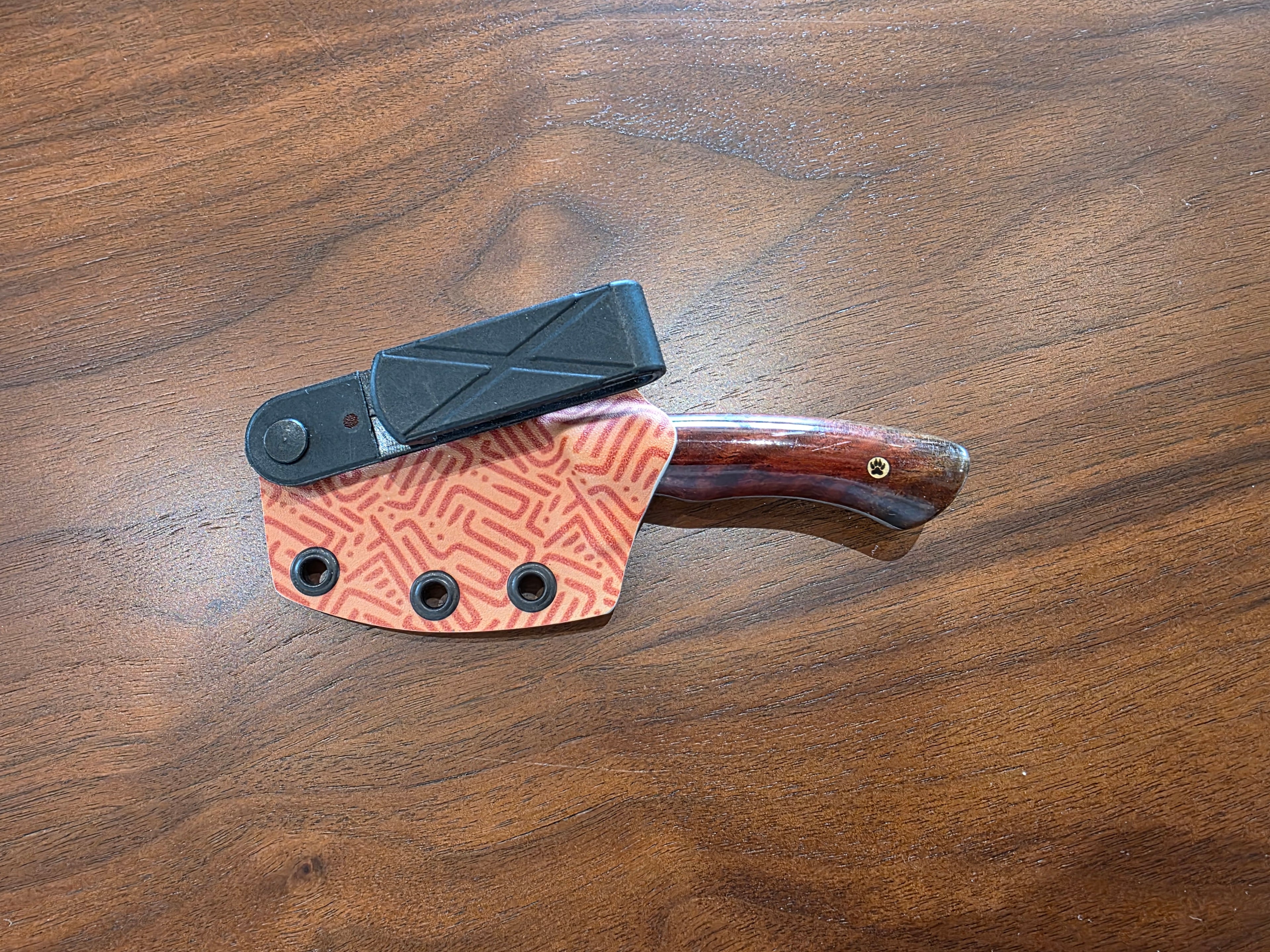 Messer N690 Stahl, stabilisiertem Maserholz inkl. Kydex
