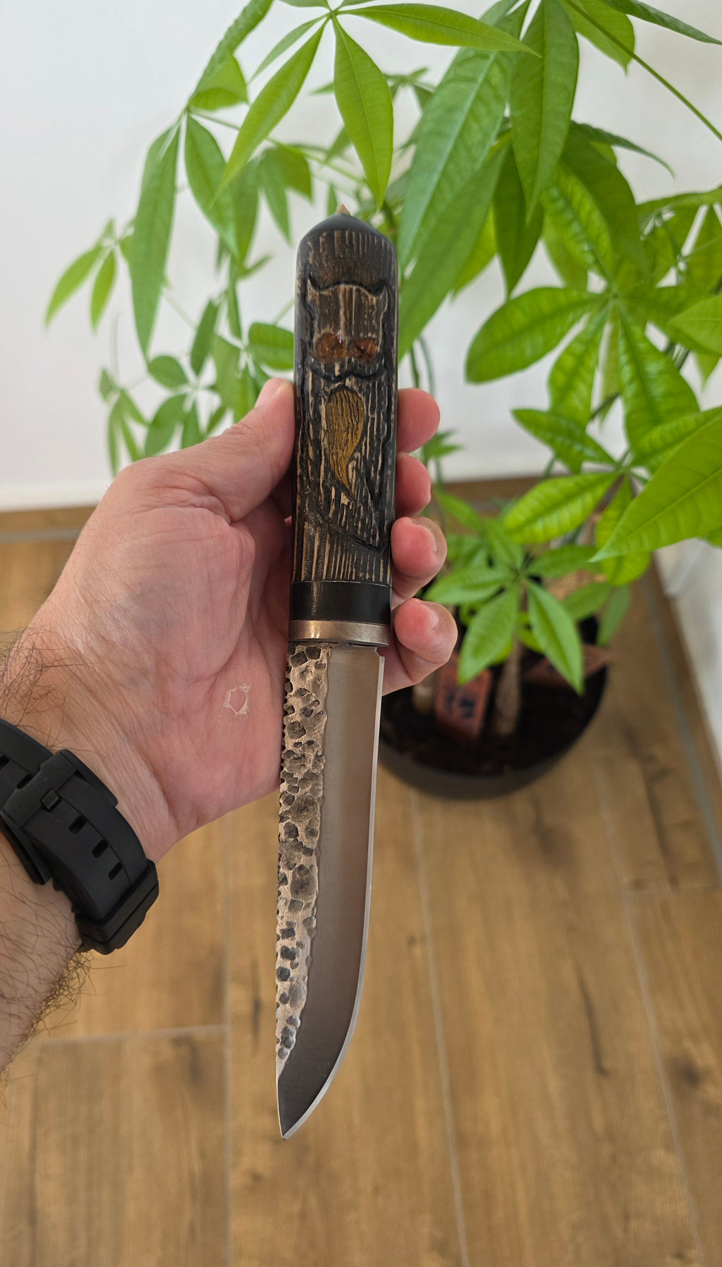 Buschcraft Yakut Messer Custom N690 Stahl inkl. Lederetui.