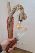 Bushcraft Messer aus N690 Stahl inkl. Lederetui.