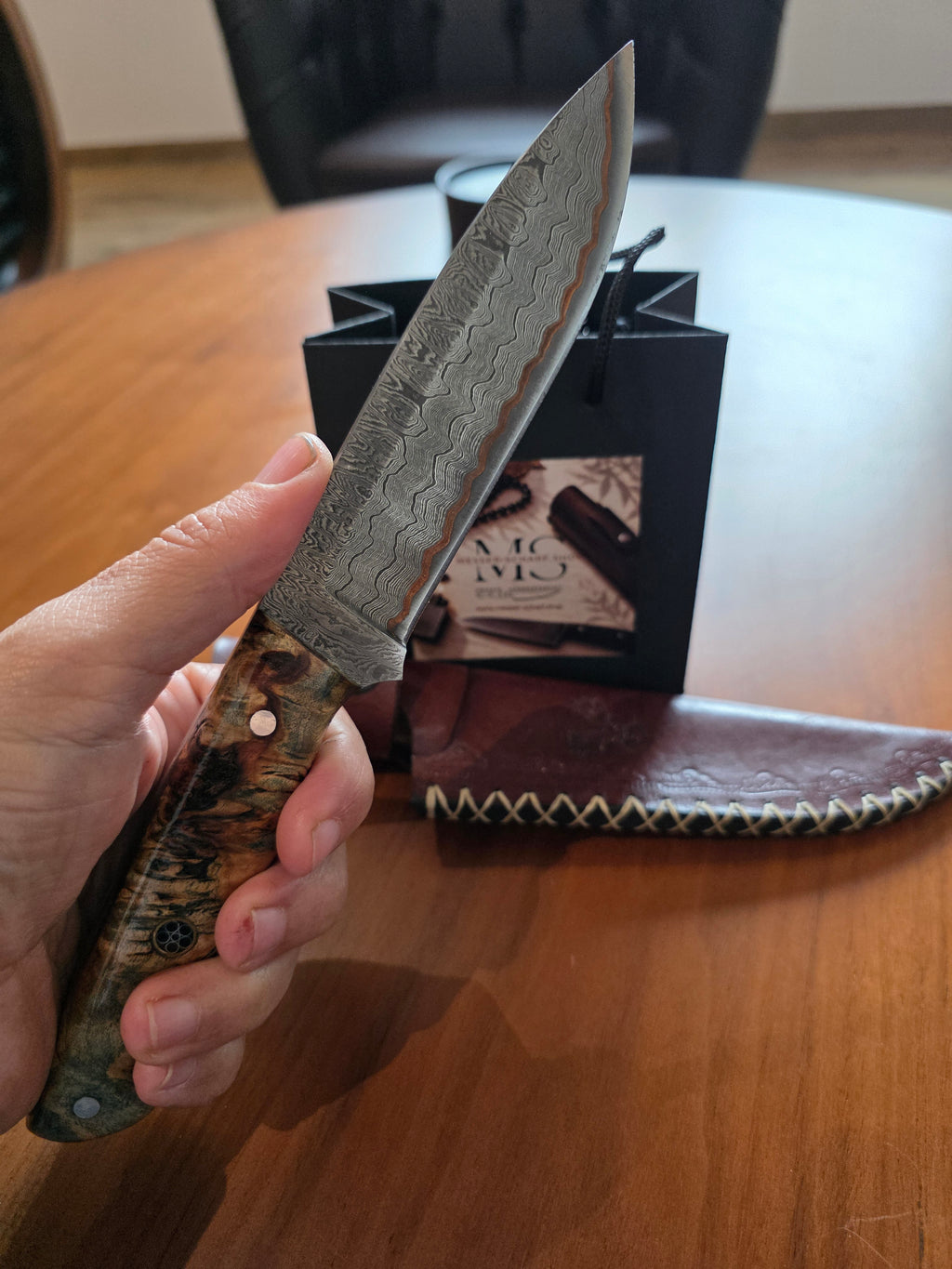 Bushcraft Messer, stabilisierter Burlgriff, Kupfer Sanmai Stahl inkl. Lederetui.