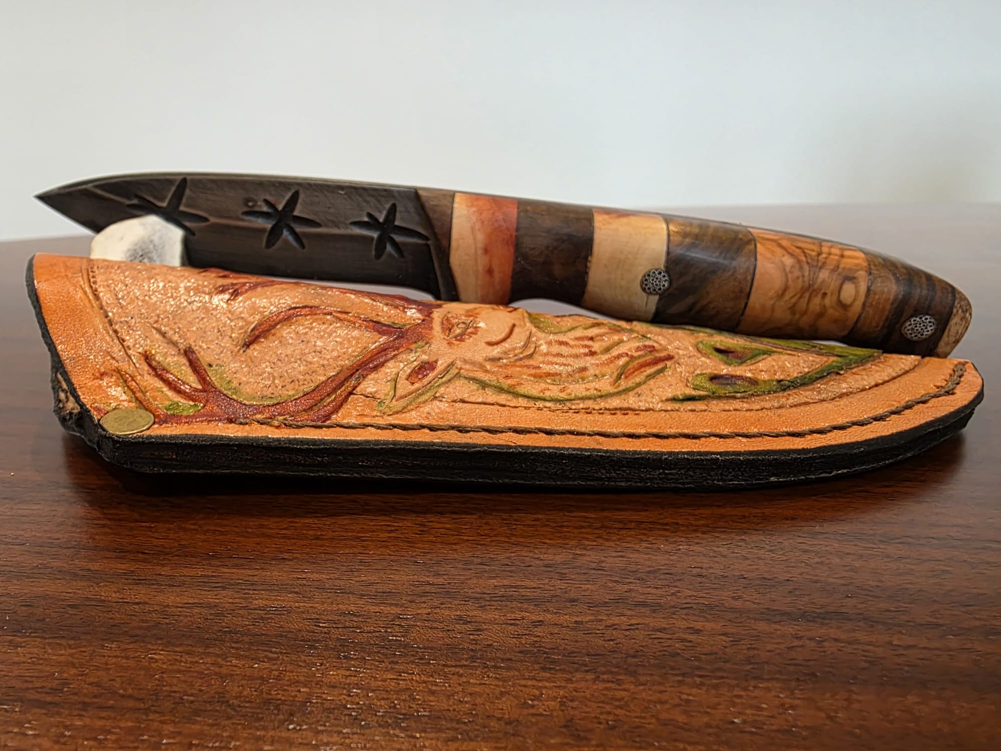 Bushcraft Messer A2 Stahl Griff aus Nuss+Olivenbaum